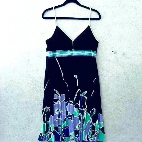 NICOLE‎ MILLER 12 SPAGHETTI ADJUSTABLE STRAPS FLORAL PLEATED SUMMER LIGHT DRESS - Picture 1 of 11